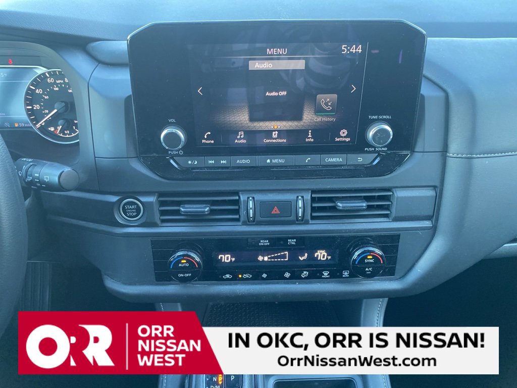 Used 2024 Nissan Pathfinder S image 25