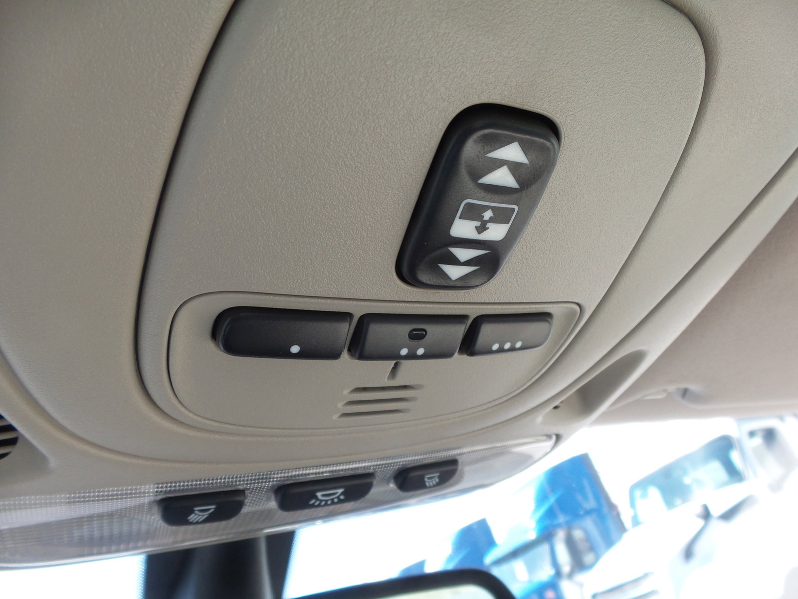 Used 2003 Jaguar S-TYPE R RWD image 71