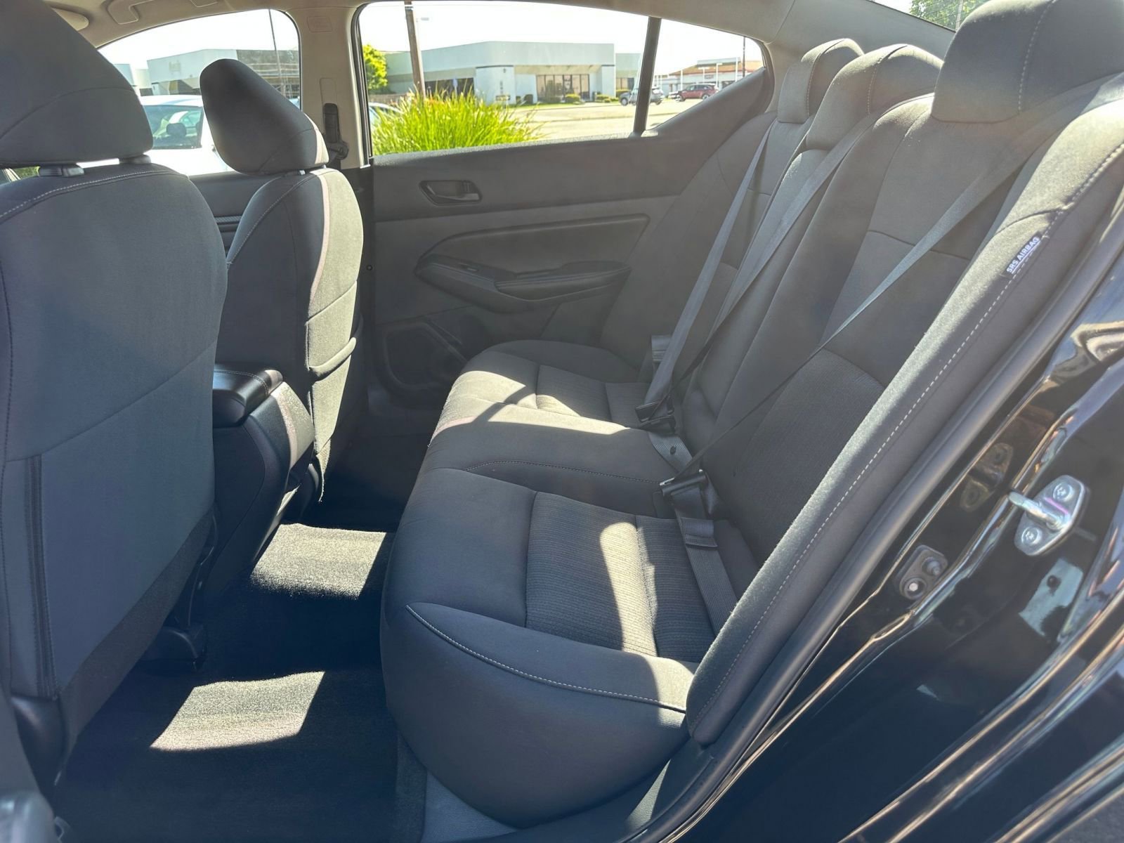 Used 2025 Nissan Altima 2.5 SV image 27