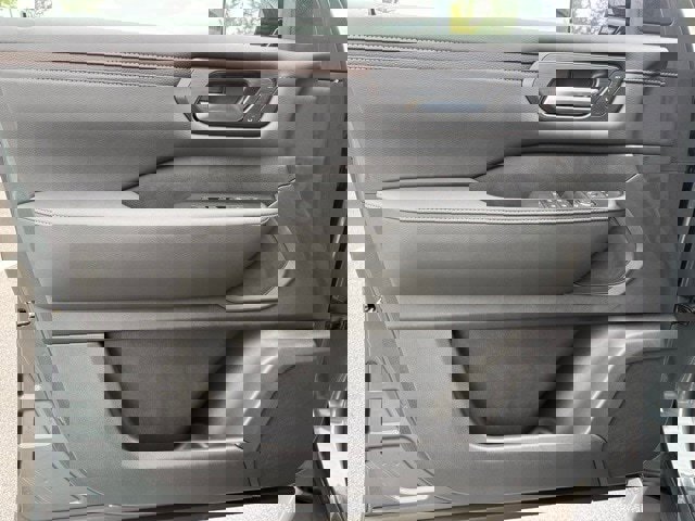 New 2026 Nissan Armada SL w/ Convenience Package image 10