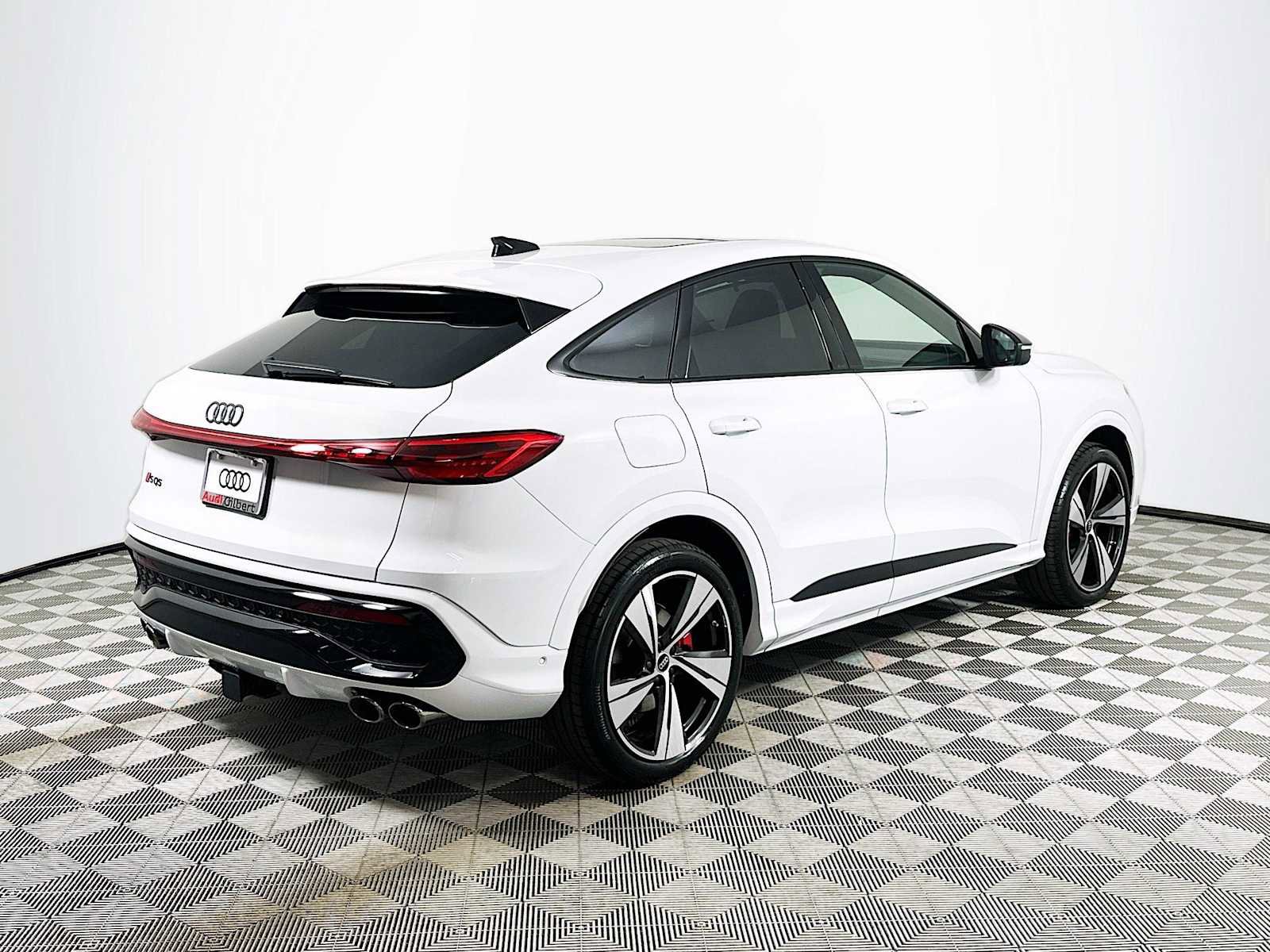 New 2026 Audi SQ5 Premium Plus AWD/4WD image 7