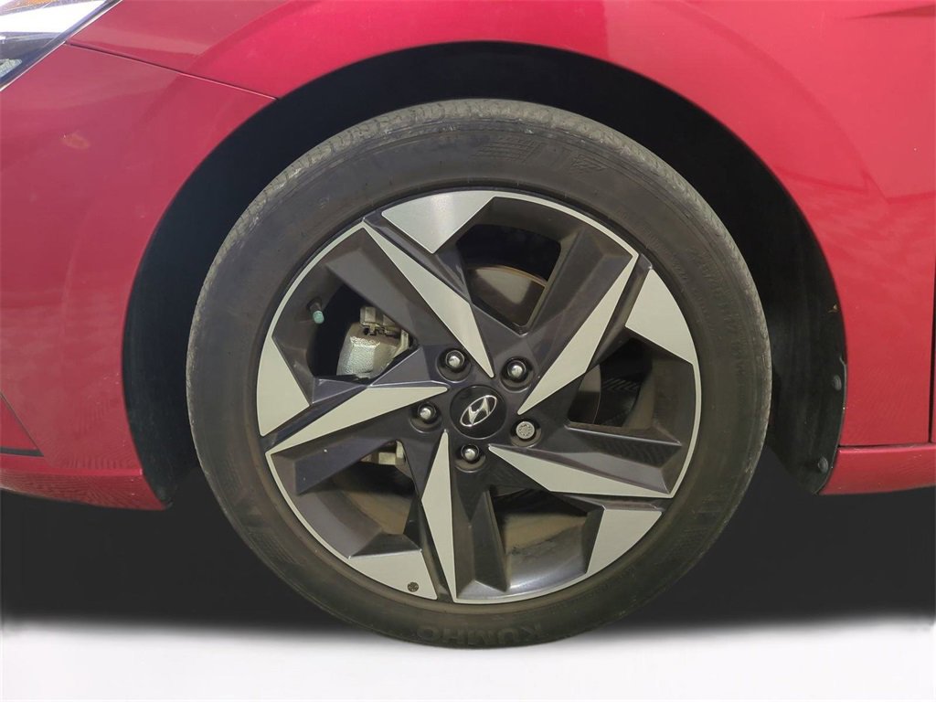 Certified 2023 Hyundai Elantra SEL w/ Convenience Package image 11