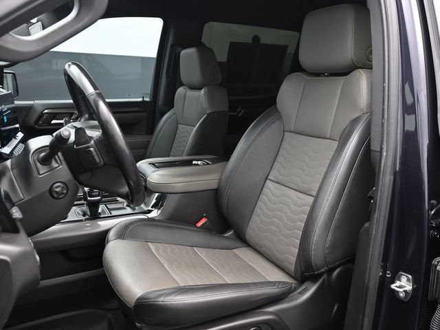 Used 2022 Chevrolet Silverado 1500 ZR2 w/ Technology Package AWD/4WD image 10