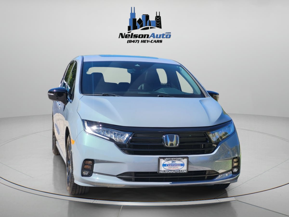 Used 2024 Honda Odyssey Sport image 2