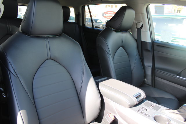 New 2026 Toyota Highlander XLE AWD/4WD image 11