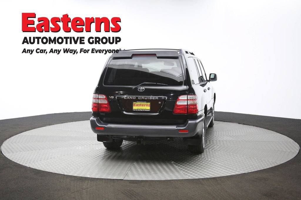 Used 2005 Toyota Land Cruiser AWD/4WD image 41