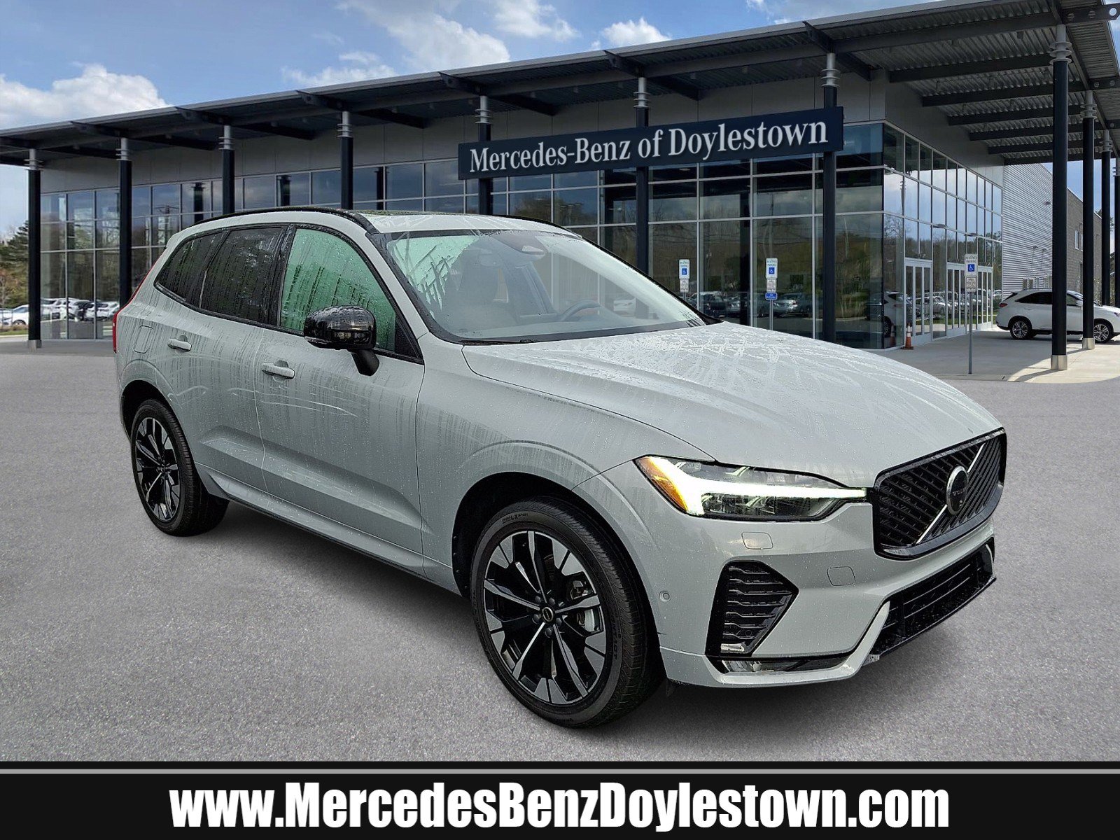 Used 2026 Volvo XC60 B5 Plus w/ Climate Package