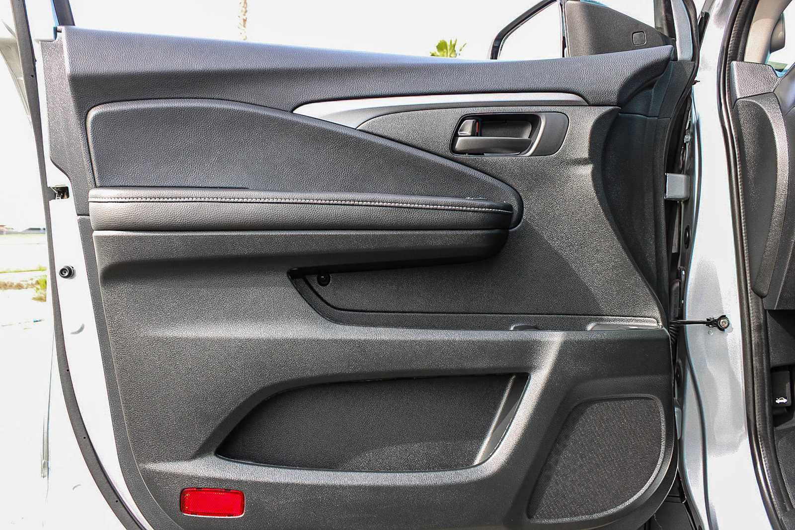 Certified 2025 Honda Ridgeline Sport+ image 20