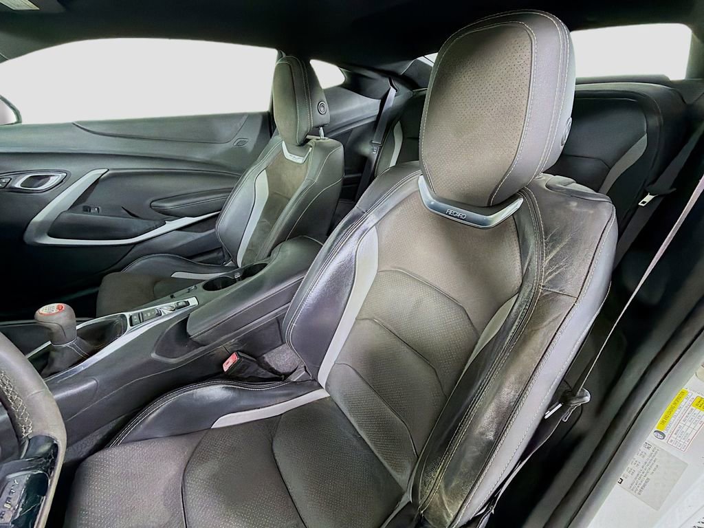 Used 2017 Chevrolet Camaro SS image 13