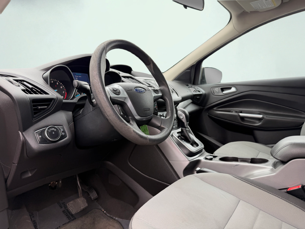 Used 2013 Ford Escape SE FWD image 18