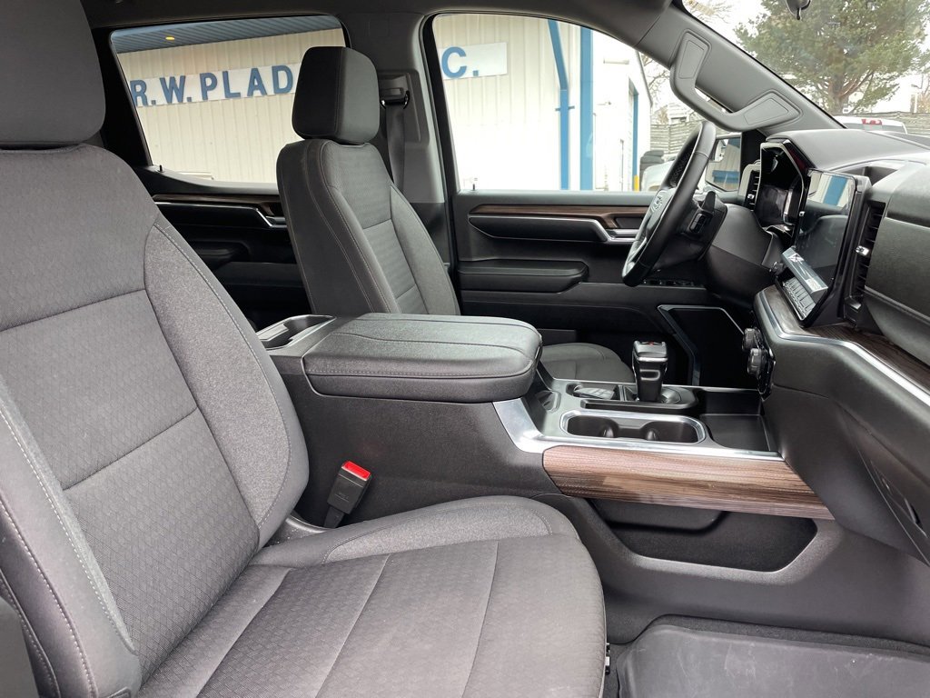 Used 2024 Chevrolet Silverado 1500 RST w/ Z71 Off-Road Package image 20