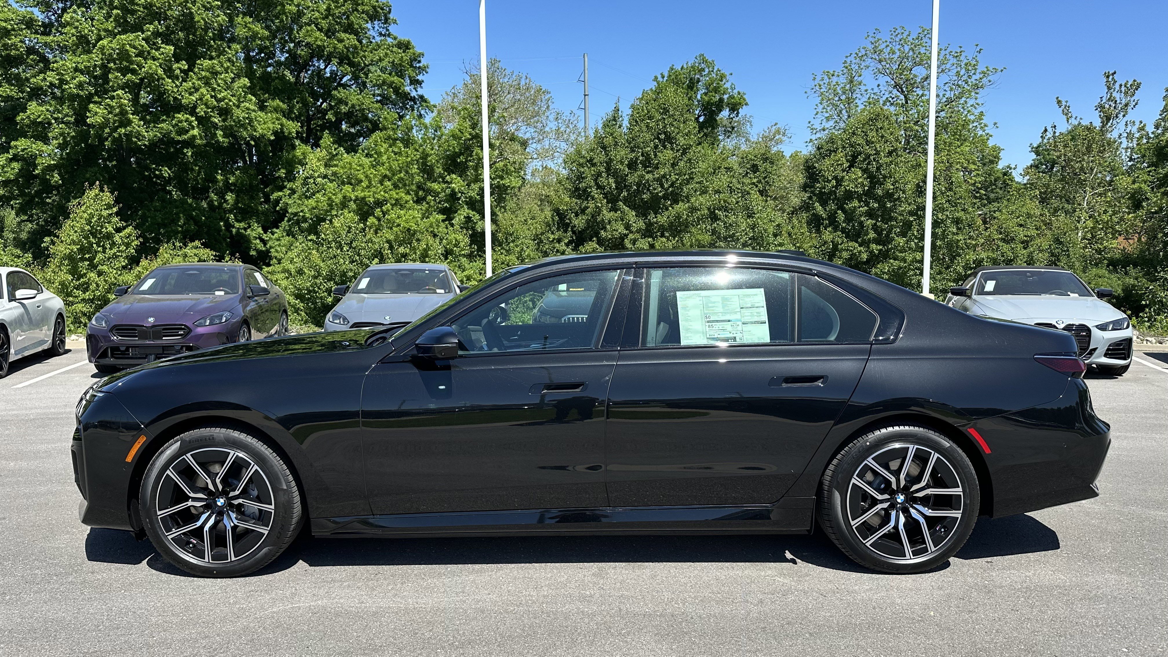 Used 2025 BMW i7 xDrive60 w/ M Sport Package RWD image 7