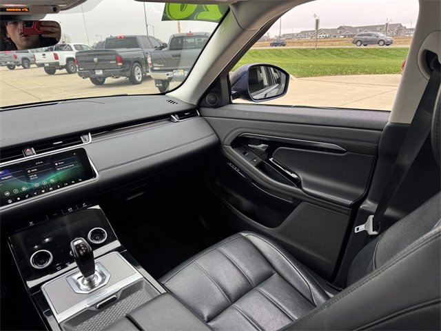Used 2020 Land Rover Range Rover Evoque SE image 15