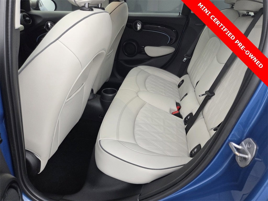 Used 2023 MINI Cooper S w/ Signature Upholstery Package image 21