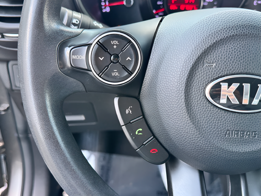 Used 2019 Kia Soul FWD image 14