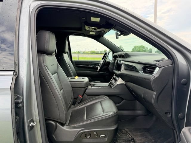 Used 2022 GMC Yukon XL Denali AWD/4WD image 10
