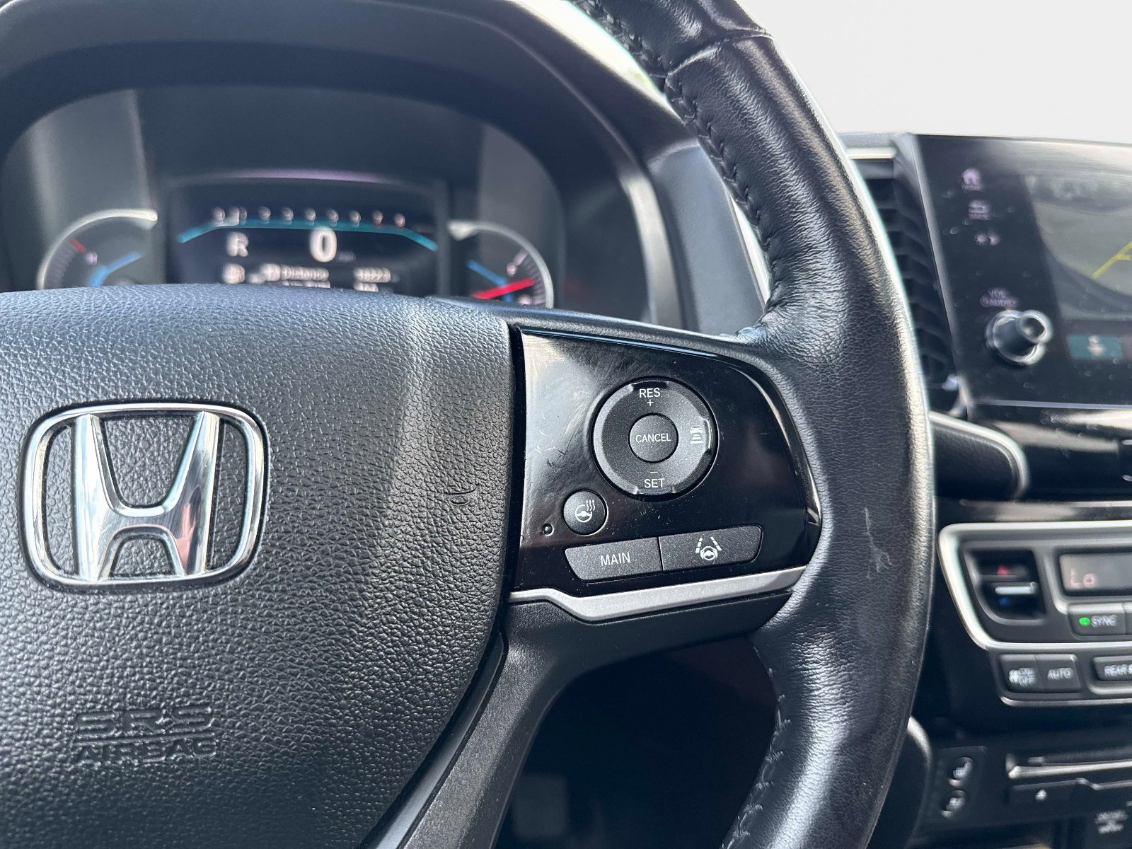 Used 2020 Honda Pilot Elite image 31