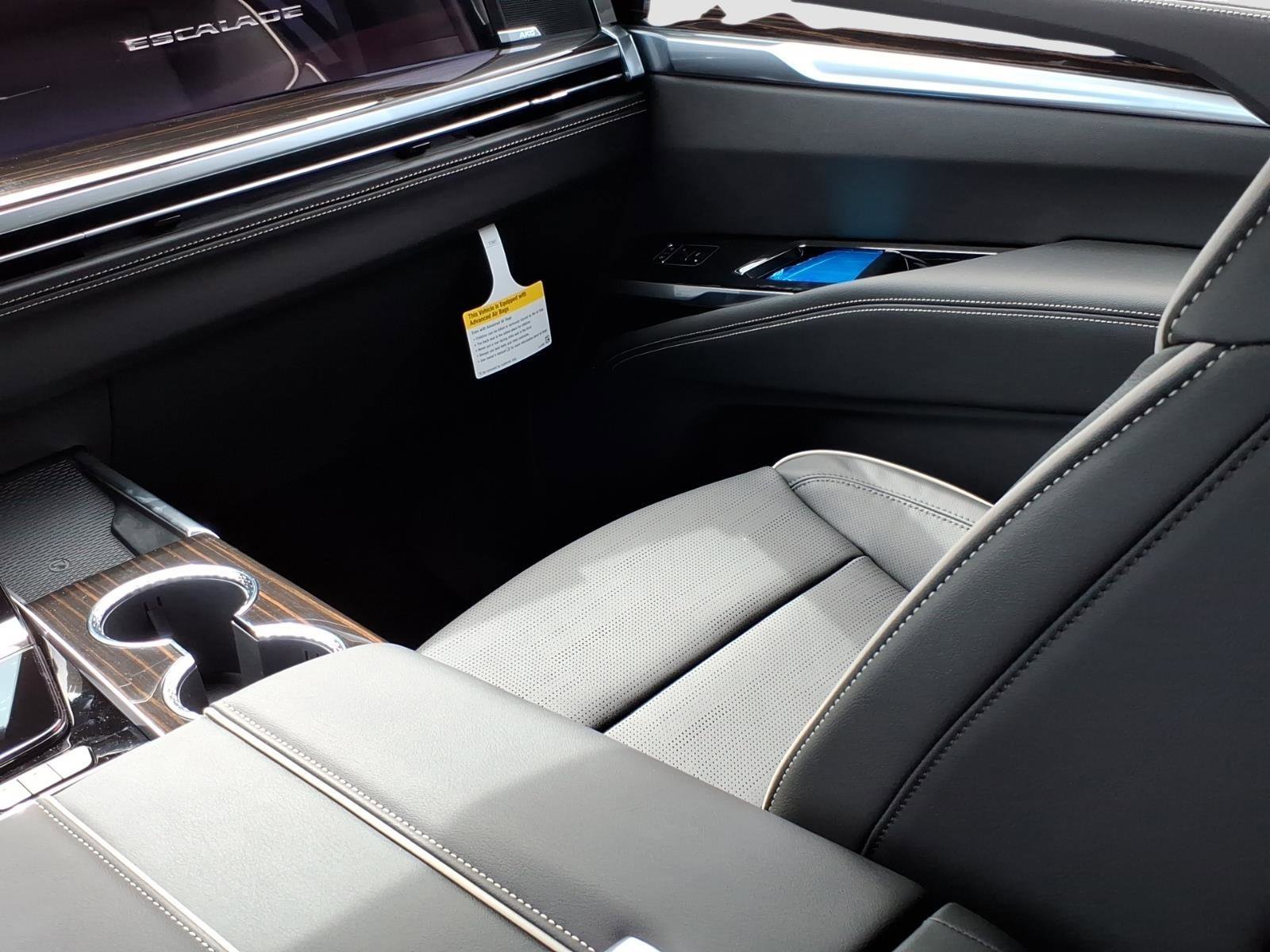 New 2026 Cadillac Escalade ESV Luxury w/ Touring Package image 10
