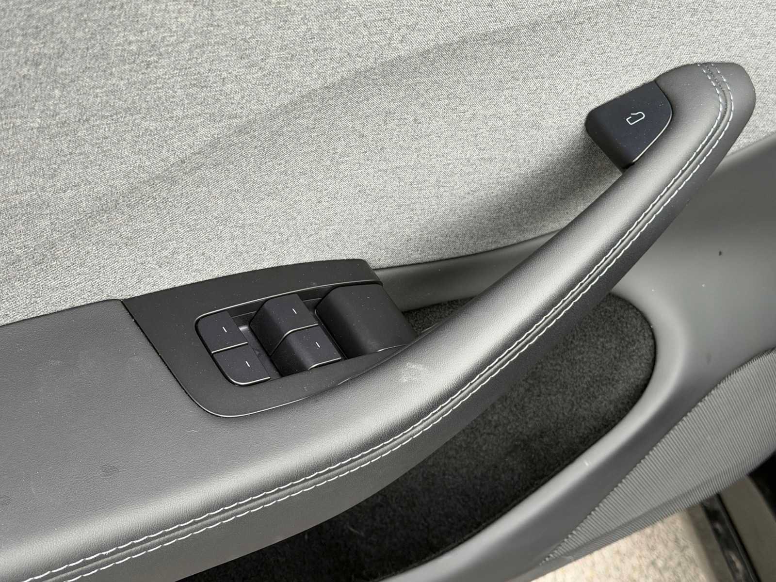 Used 2024 Tesla Model 3 Standard Range RWD image 14