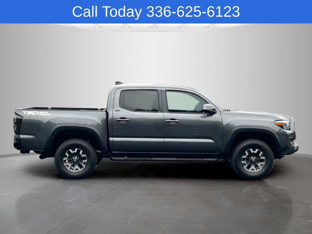 Used 2022 Toyota Tacoma TRD Off-Road w/ TRD Premium Off Road Package RWD image 6