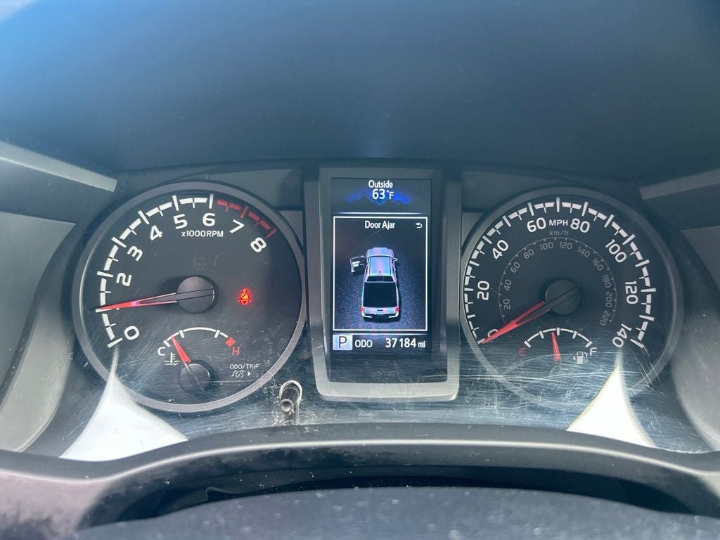 Used 2023 Toyota Tacoma SR AWD/4WD image 14