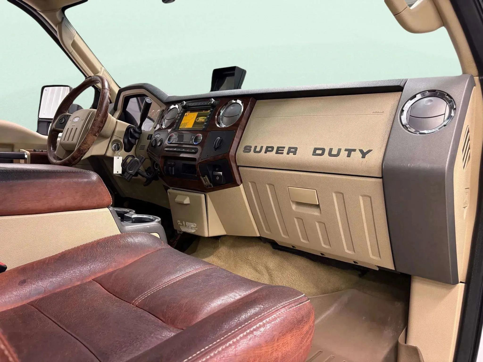 Used 2009 Ford F350 King Ranch image 10