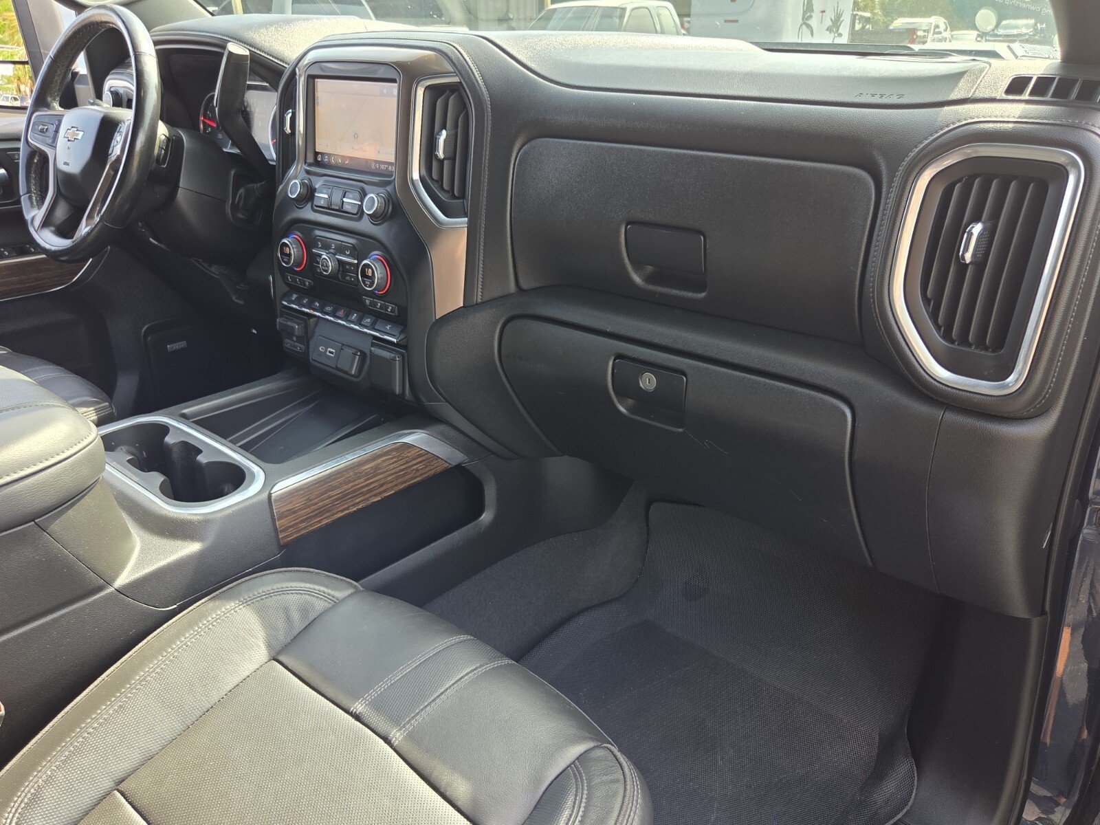 Certified 2023 Chevrolet Silverado 3500 High Country AWD/4WD image 16