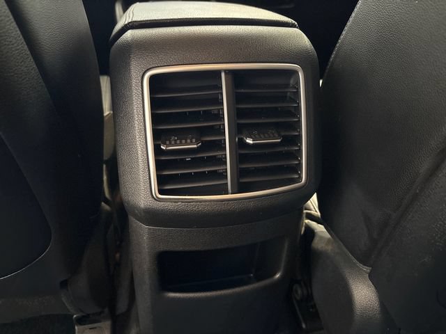 Used 2023 Kia Sportage EX AWD/4WD image 18