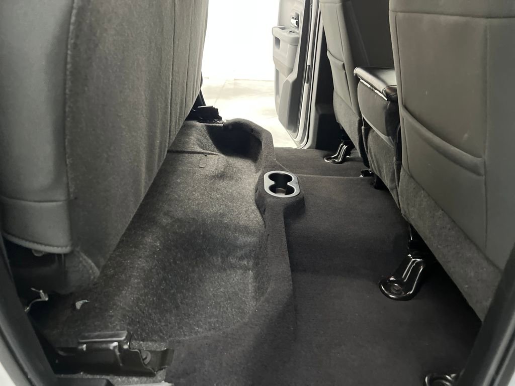 Used 2024 RAM 1500 Classic SLT image 18