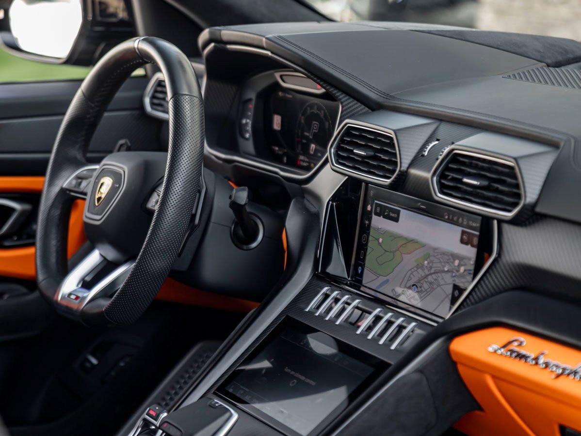 Used 2024 Lamborghini Urus S image 30