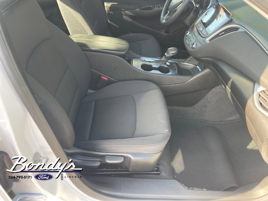 Used 2024 Chevrolet Malibu LT FWD image 18
