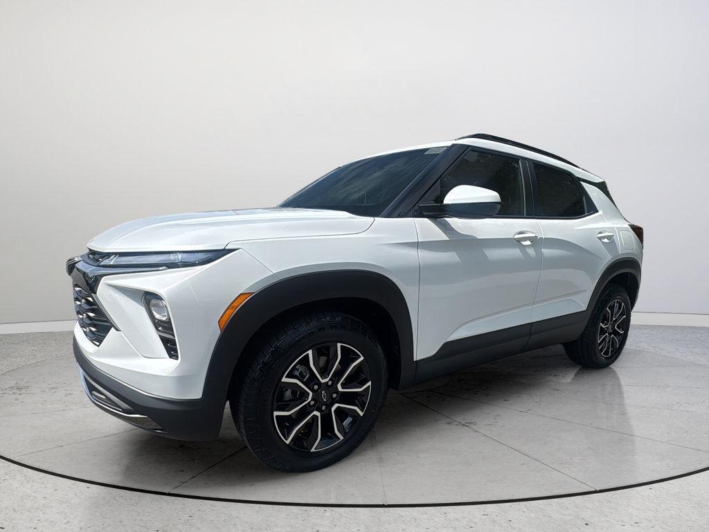 New 2026 Chevrolet TrailBlazer ACTIV w/ Convenience Package FWD image 3
