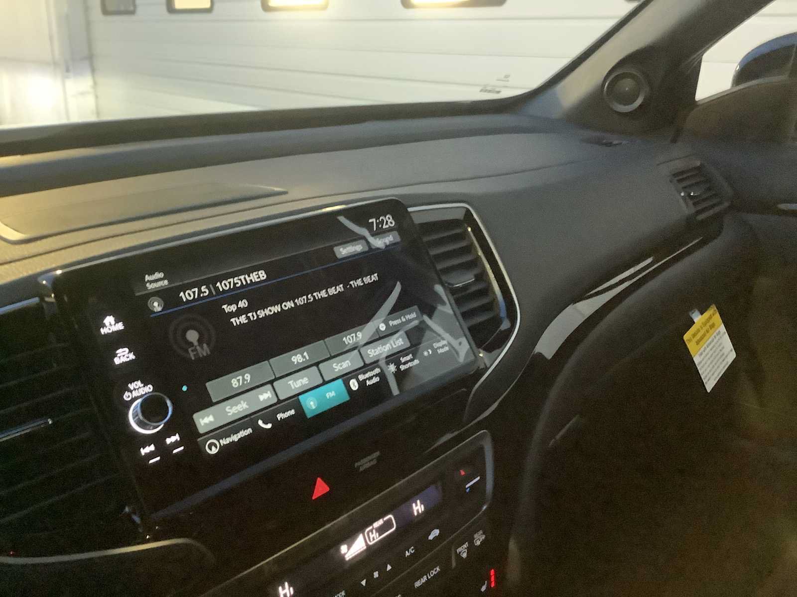 New 2026 Honda Ridgeline Black Edition image 17
