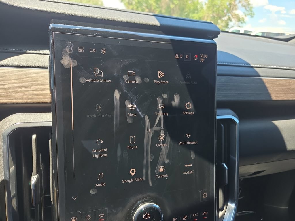 Used 2025 GMC Acadia Denali FWD image 24