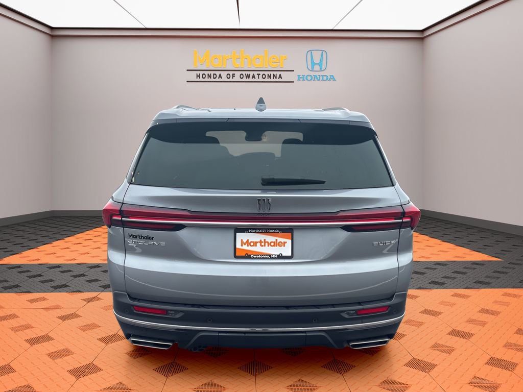 Used 2025 Buick Enclave Preferred image 4