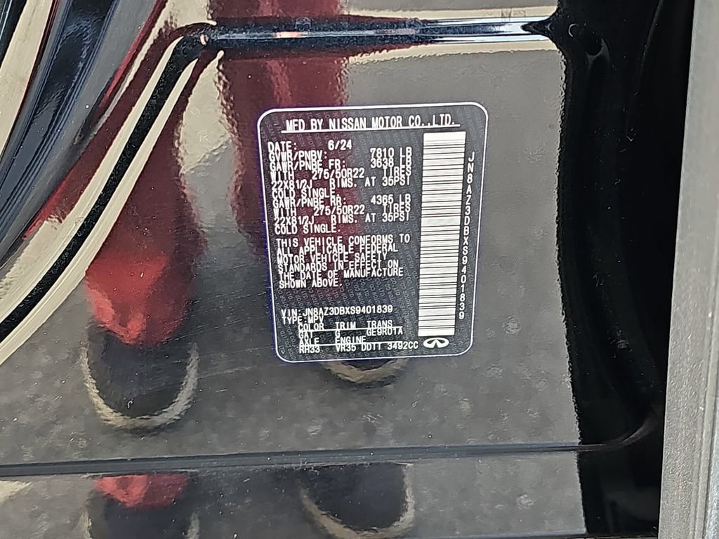 Used 2025 INFINITI QX80 Sensory image 40