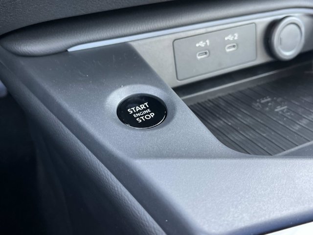 New 2026 Nissan Sentra SV w/ SV Convenience Package FWD image 29