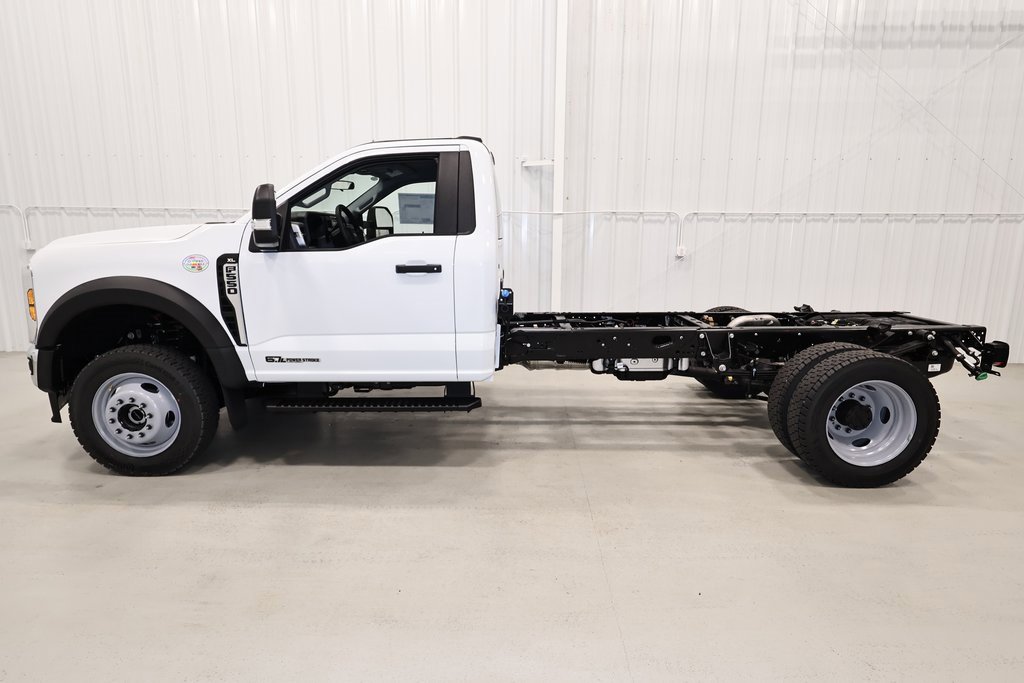New 2026 Ford F550 4x4 Regular Cab Super Duty image 5