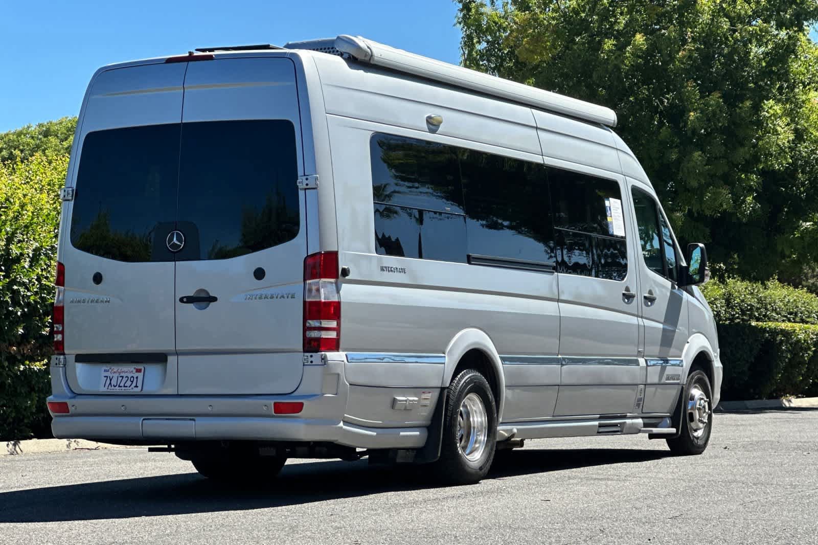 Used 2015 Mercedes-Benz Sprinter 3500 image 3