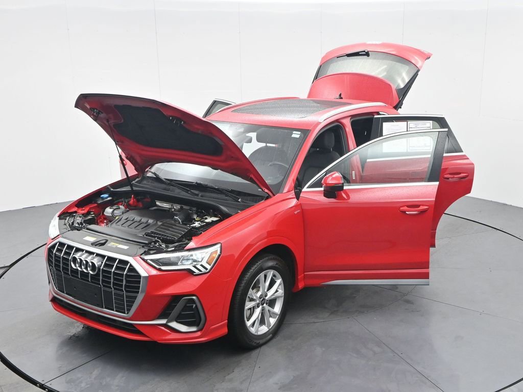 Used 2024 Audi Q3 2.0T Premium image 43