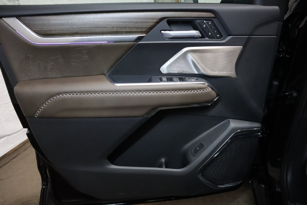 New 2027 GMC Acadia Denali Ultimate AWD/4WD image 18