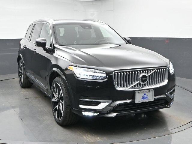 Used 2024 Volvo XC90 B6 Ultimate w/ Lounge Package AWD/4WD image 2