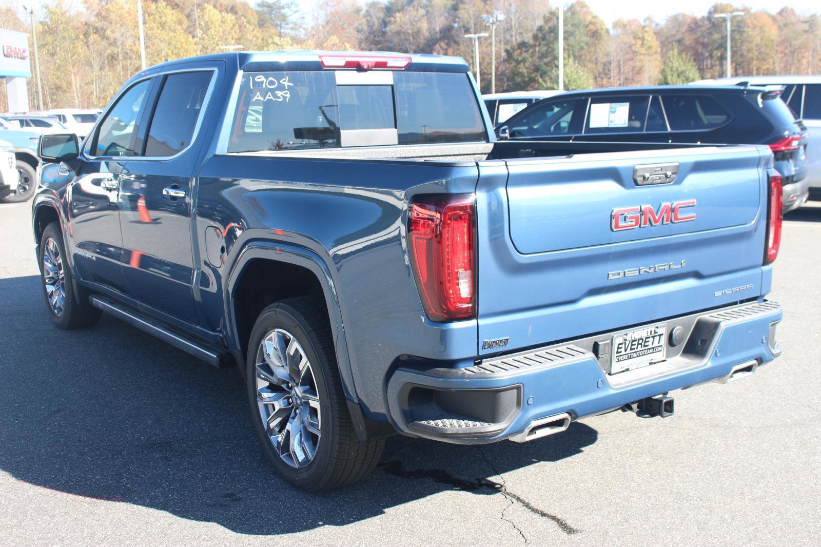 New 2026 GMC Sierra 1500 Denali w/ Denali Reserve Package image 5