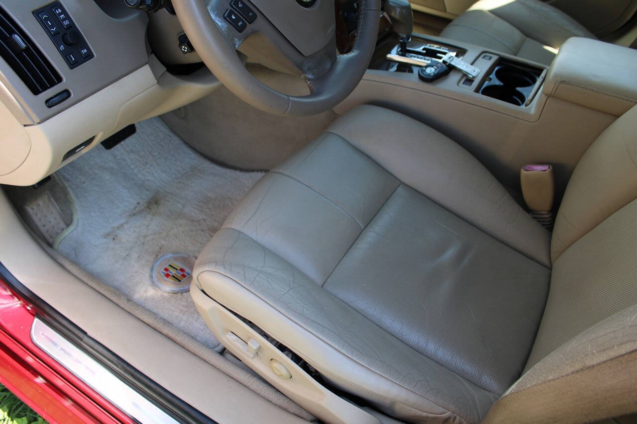 Used 2005 Cadillac STS w/ Preferred Equipment Group RWD image 19