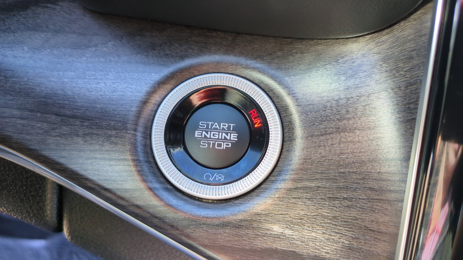 Used 2023 Jeep Grand Cherokee L Overland image 22