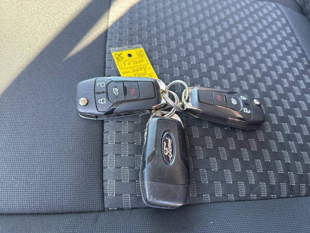 Used 2024 Ford Transit 250 Low Roof w/ Exterior Upgrade Package RWD image 27