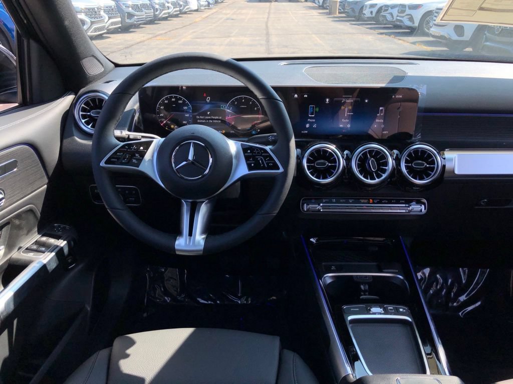 New 2026 Mercedes-Benz GLB 250 4MATIC image 10