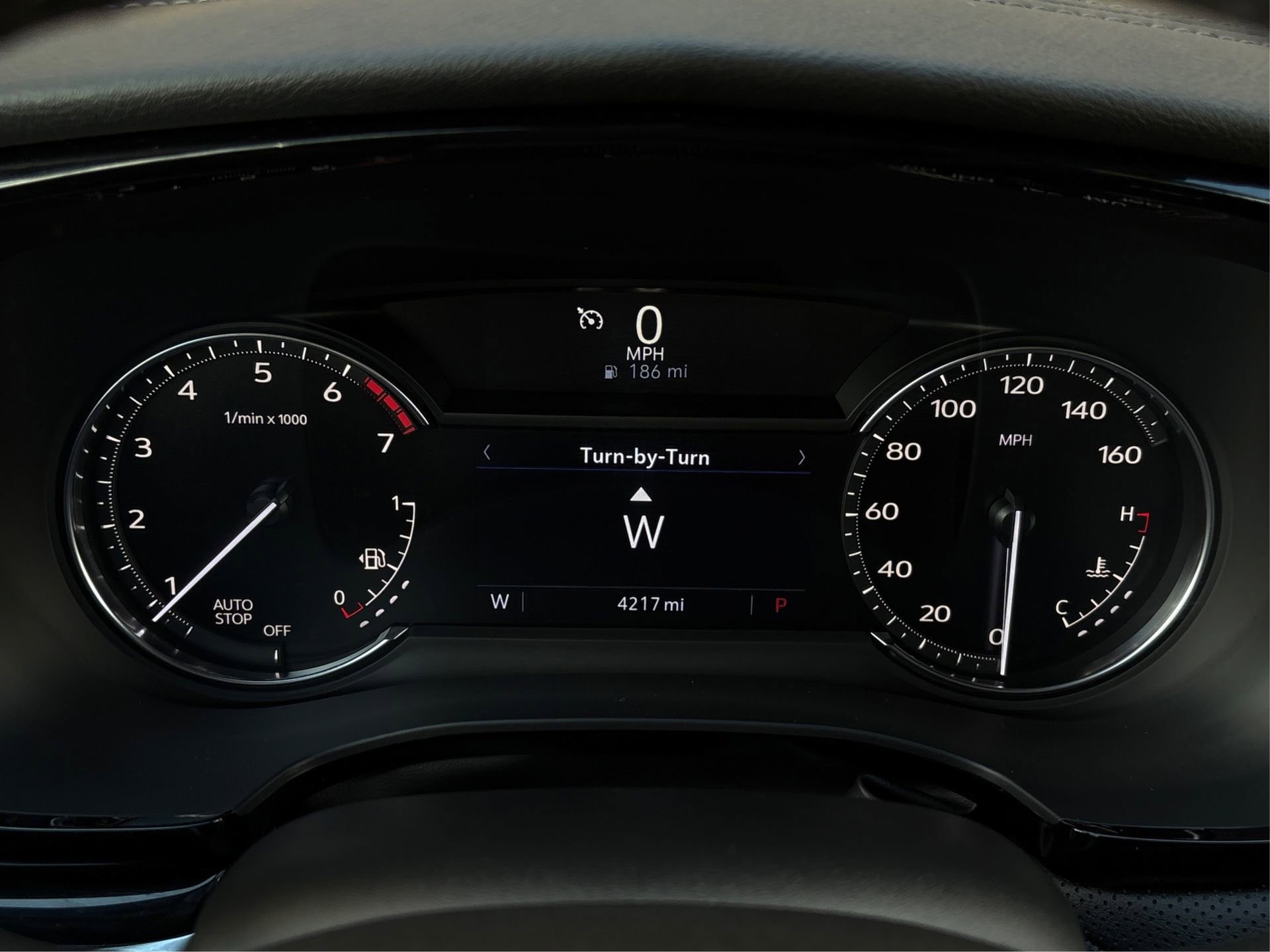 New 2025 Cadillac XT6 Luxury image 18