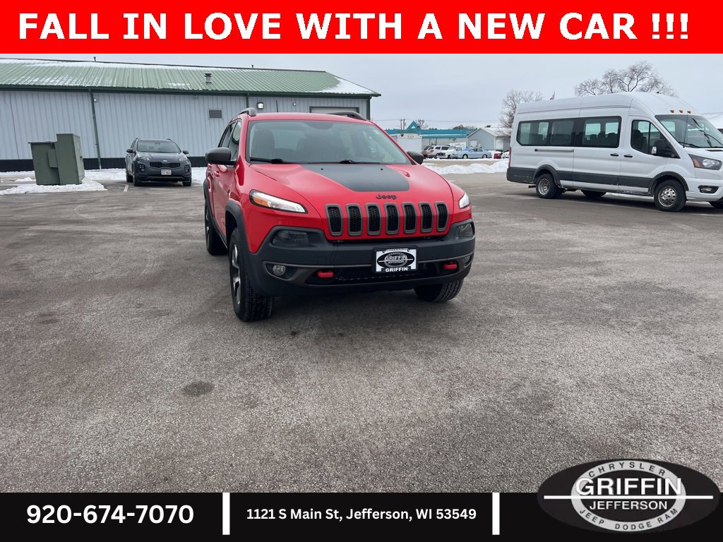 Used 2017 Jeep Cherokee Trailhawk w/ Cold Weather Group image 5