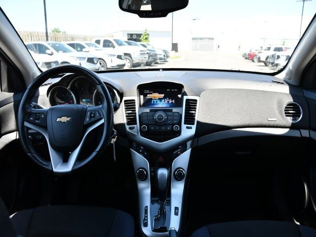 Used 2014 Chevrolet Cruze LT FWD image 18